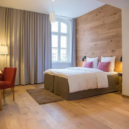 Hotel Zur Alten Post 4*